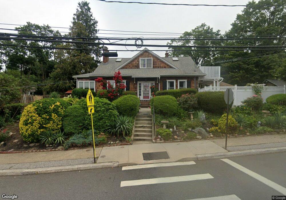 116 Landing Rd, Glen Cove, NY 11542 - photo 1