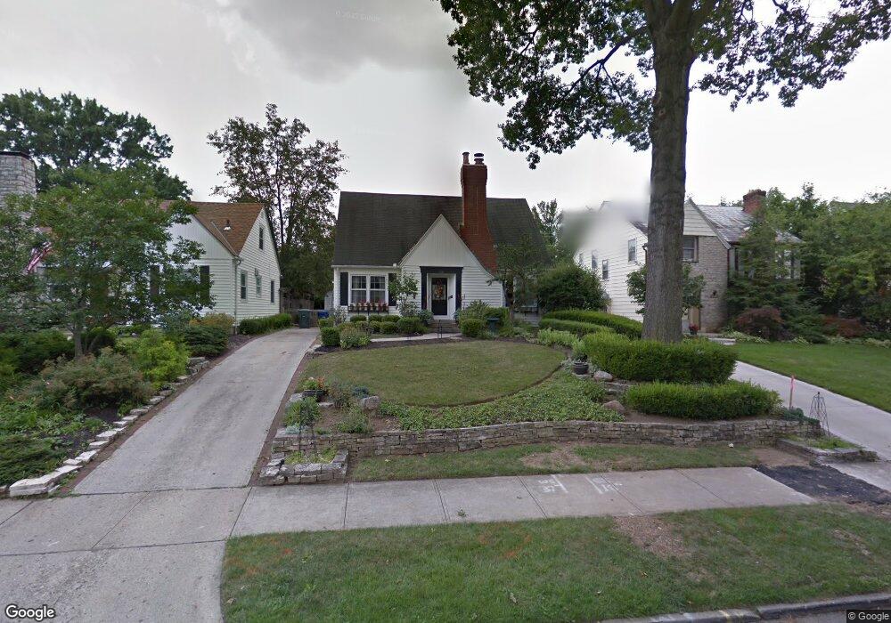 275 E Dunedin Rd, Columbus, OH 43214 - photo 1