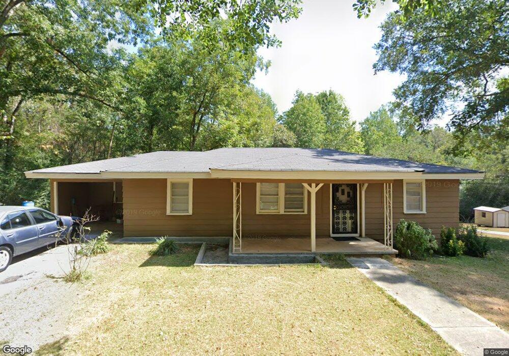 221 Jenkins St, Barnesville, GA 30204 - photo 1