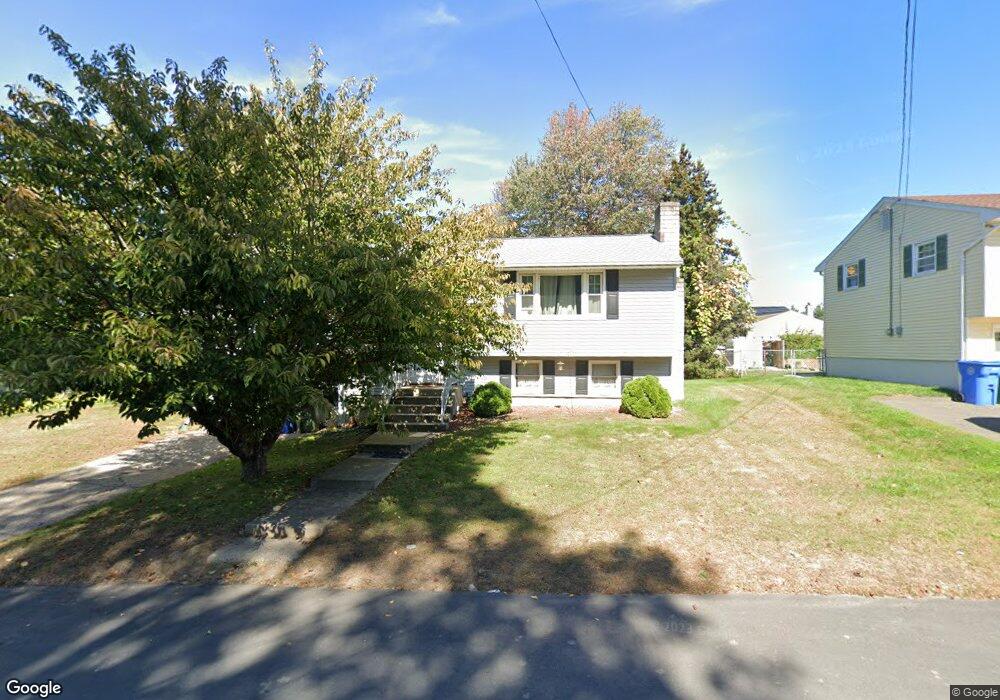 152 Manchester Ave, Waterbury, CT 06705 - photo 1