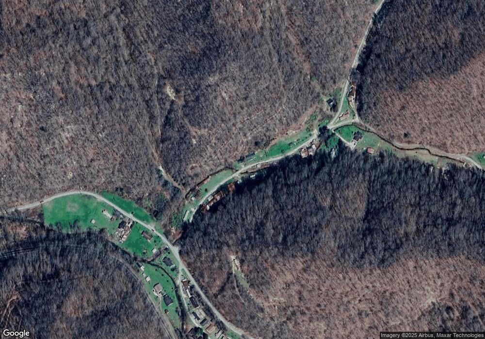 12 Rt Pole Cr Fork, Dingess, WV 25671 - photo 1