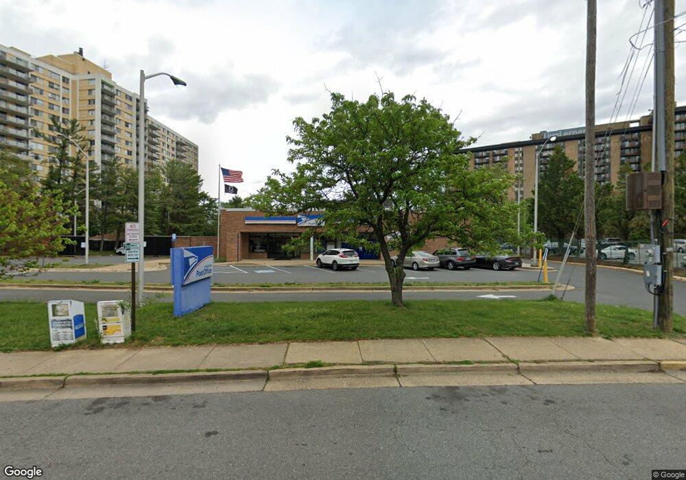 6137 Lincolnia Rd, Alexandria, VA 22312 - photo 1