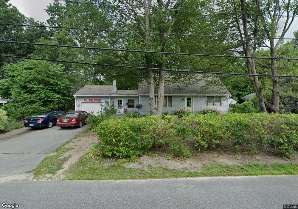 13 Spruce St, Hudson, NH 03051 - photo 1