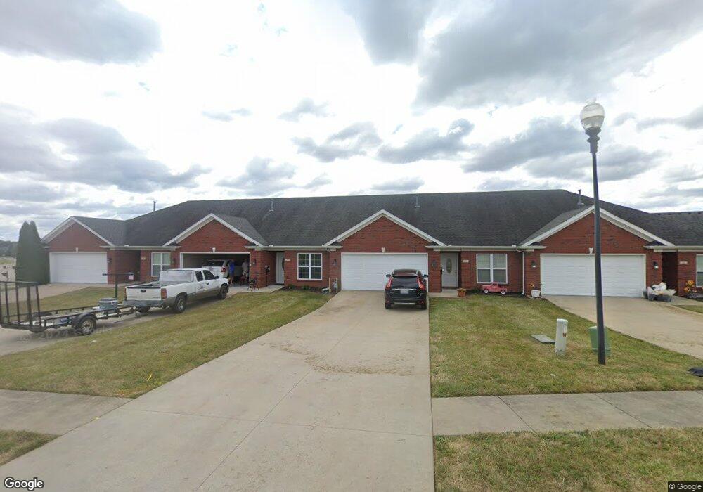 479 Woodlake Dr, Mount Washington, KY 40047 - photo 1