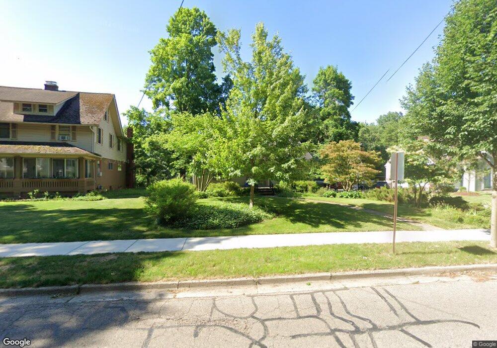 312 Washington St, Chelsea, MI 48118 - photo 1