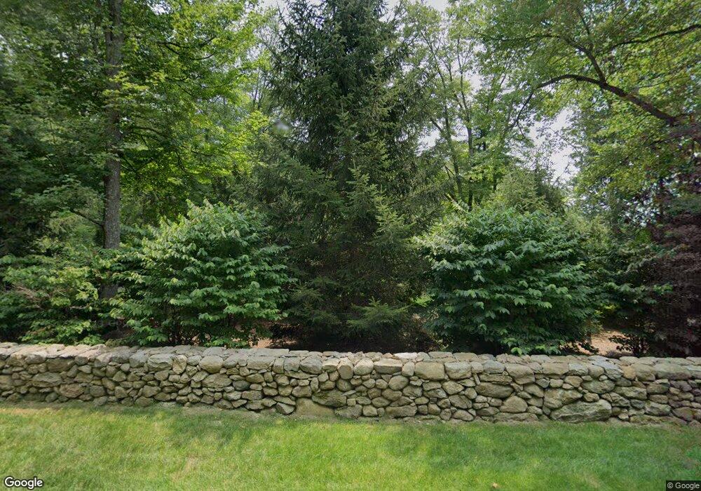 749 N Wilton Rd, New Canaan, CT 06840 - photo 1