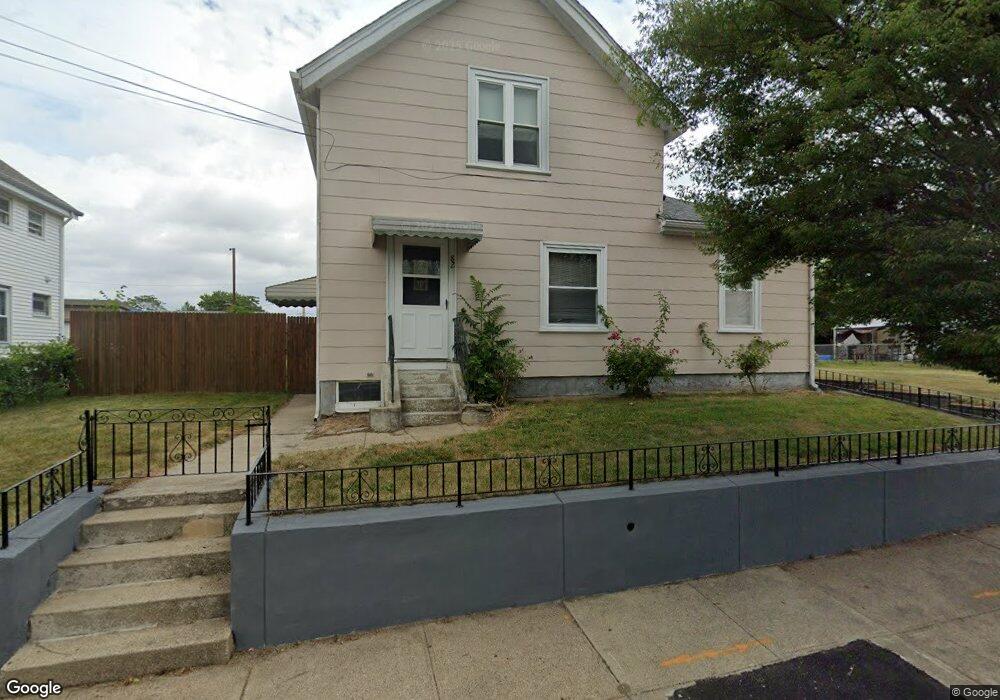 82 Columbus Ave, Pawtucket, RI 02860 - photo 1