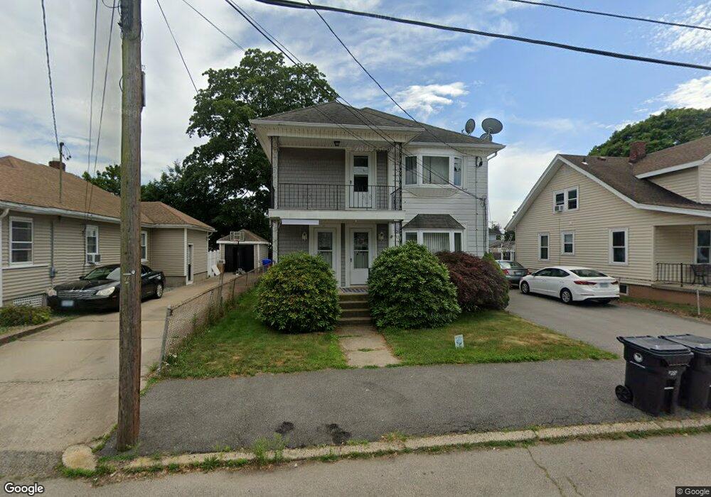 231 Pullen Ave, Pawtucket, RI 02861 - photo 1