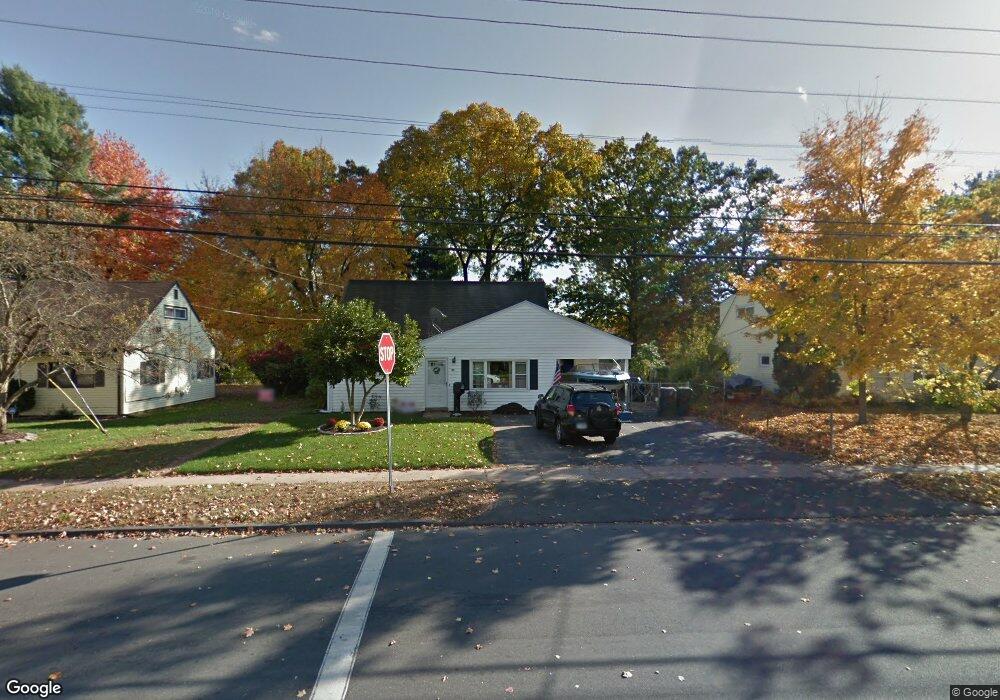 211 Oconnell Dr, East Hartford, CT 06118 - photo 1