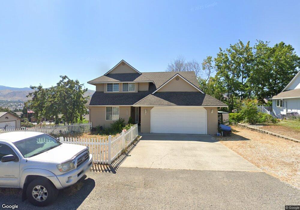 1330 N Ashland Ave, East Wenatchee, WA 98802 - photo 1