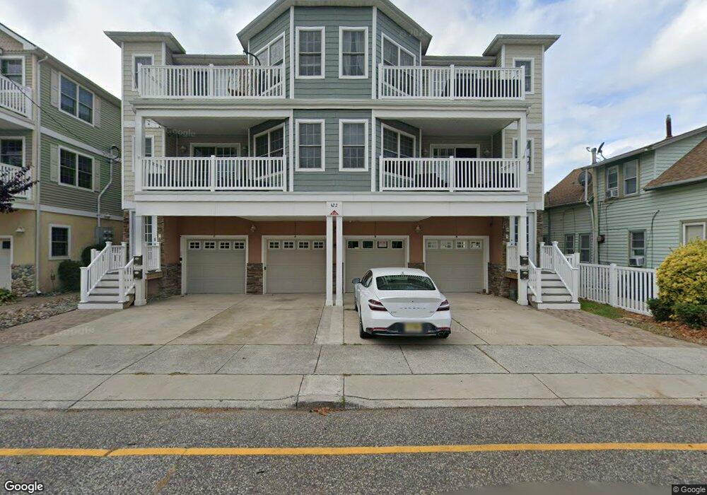 422 W Roberts Ave unit B, Wildwood, NJ 08260 - photo 1