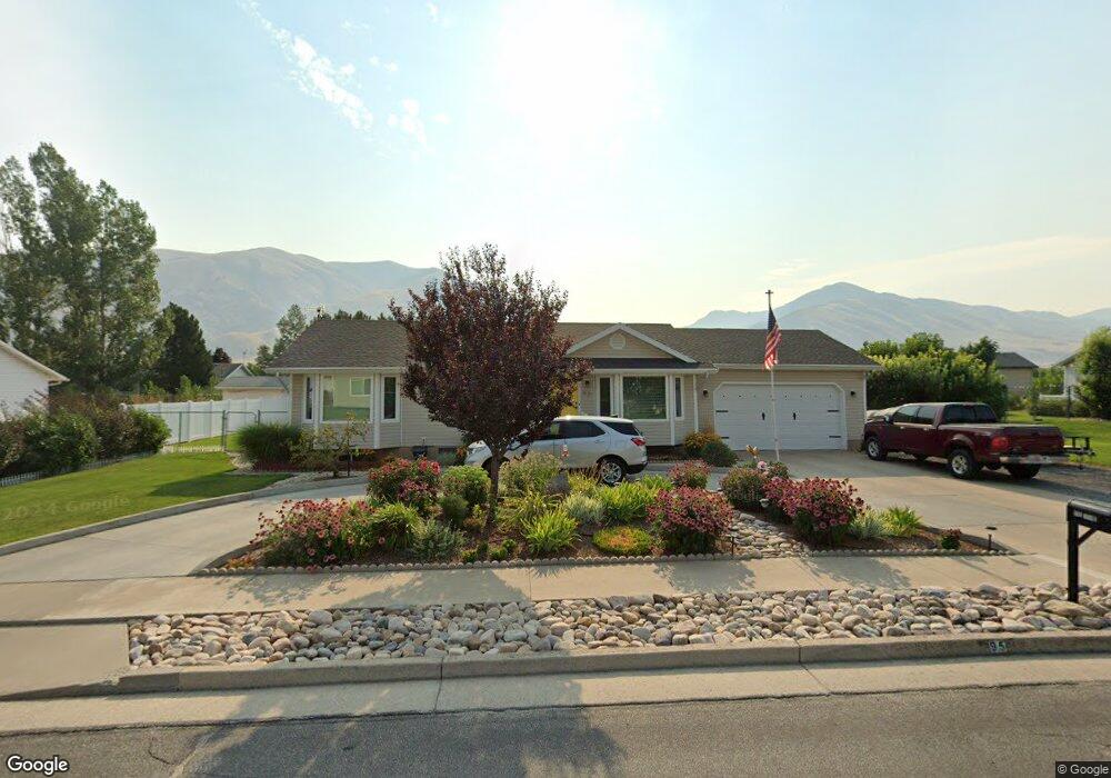 95 S 1030 E, Hyrum, UT 84319 - photo 1