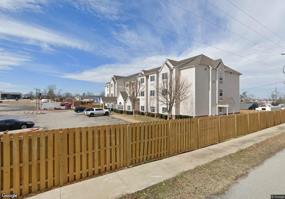 909 S 8th St, Rogers, AR 72756 - photo 1