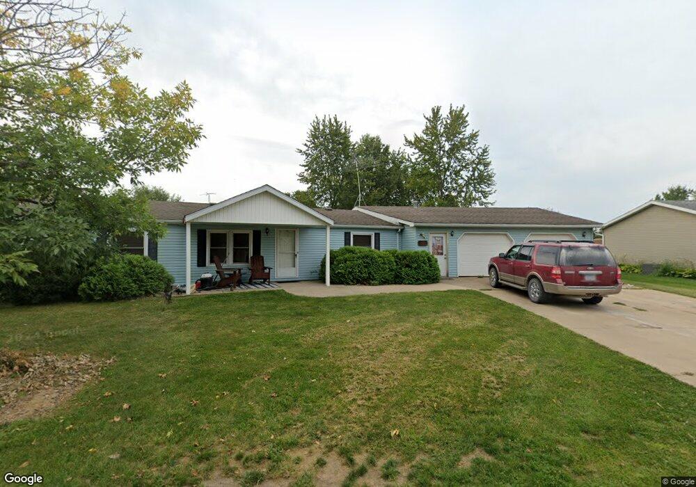 307 W Easy St, Wayland, IA 52654 - photo 1