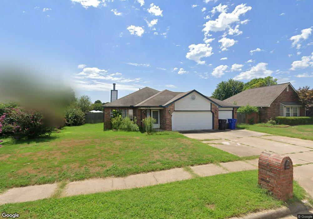 1713 W Jefferson St, Broken Arrow, OK 74011 - photo 1