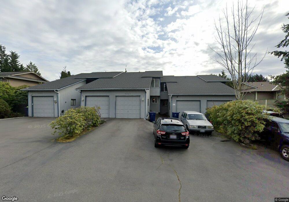 5204 81st Place SW unit 2, Mukilteo, WA 98275 - photo 1