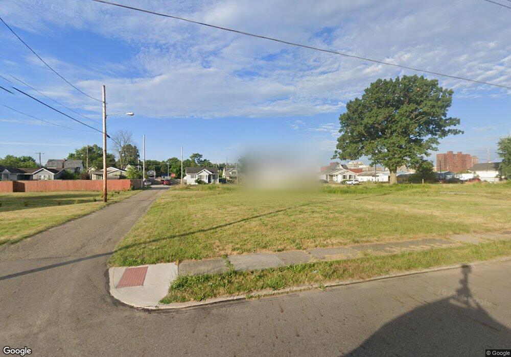 712 7th St NE, Canton, OH 44704 - photo 1