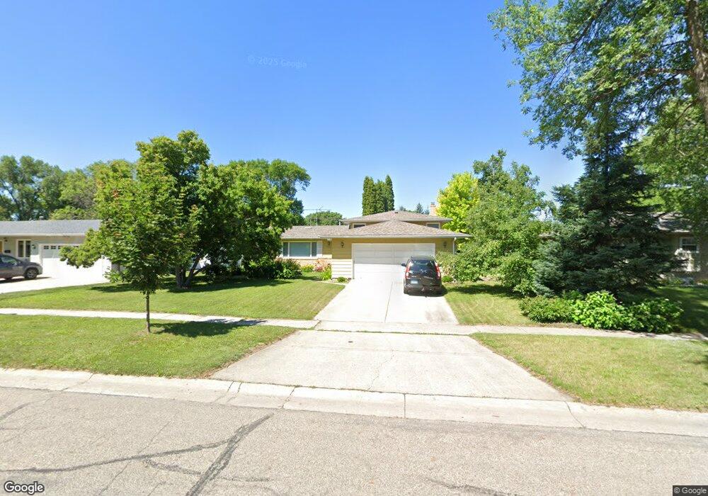 2832 Evergreen Rd N, Fargo, ND 58102 - photo 1