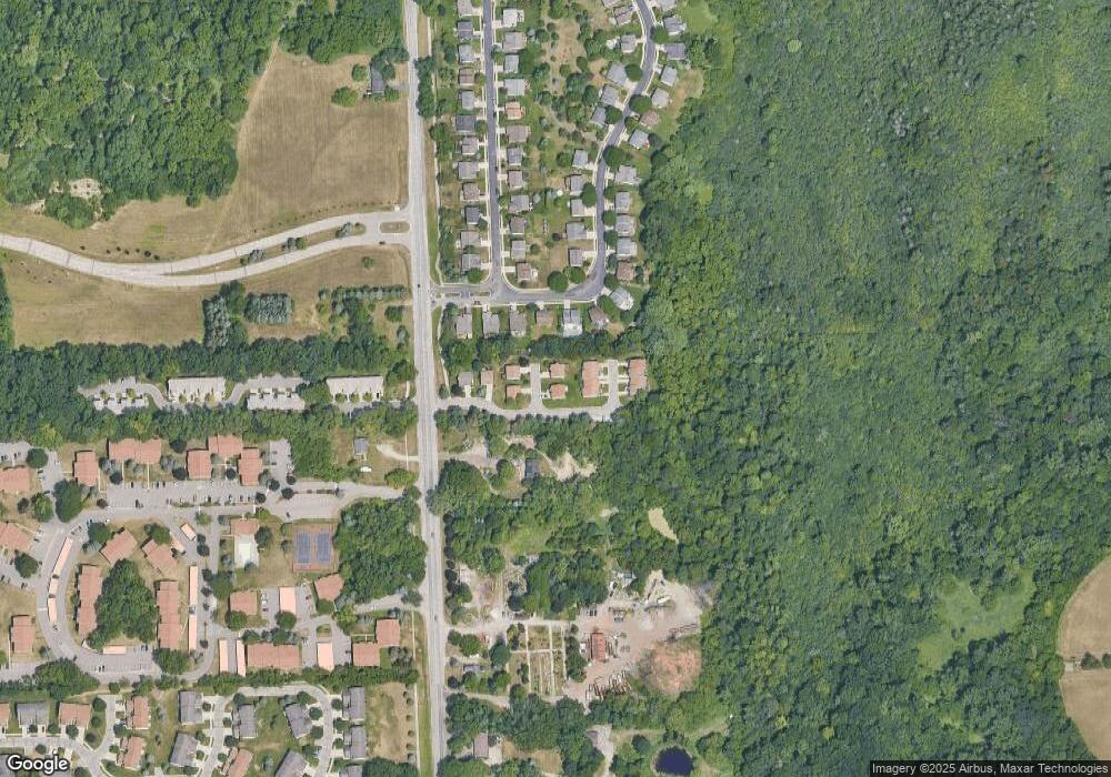 6890 Palos Verdes Ln, Waterford, MI 48327 - photo 1