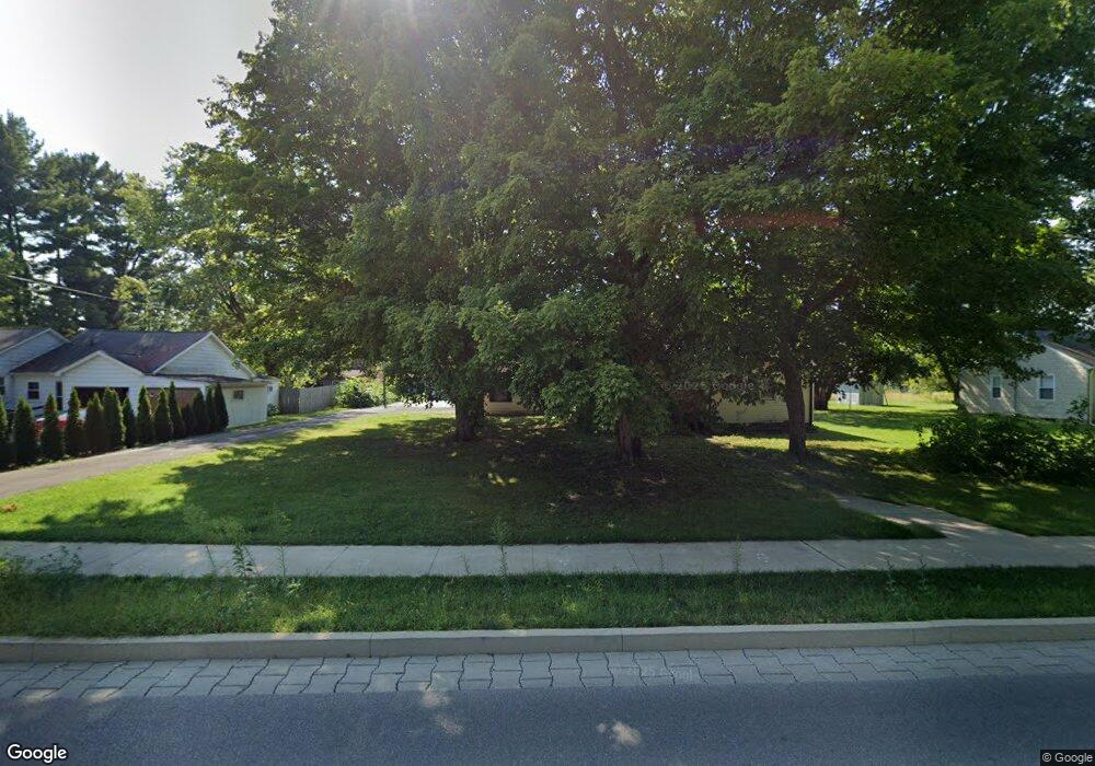 3422 Westenedge Dr, Columbus, IN 47203 - photo 1