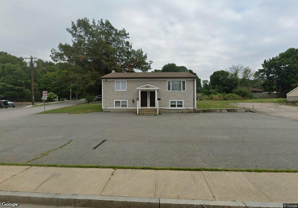 404 Main Rd, Tiverton, RI 02878 - photo 1