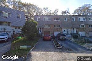 1105 Stonegate Rd, Shrub Oak, NY 10588