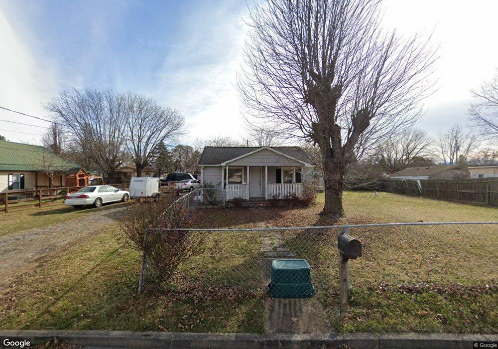 2418 Charles St, Johnson City, TN 37601 - photo 1