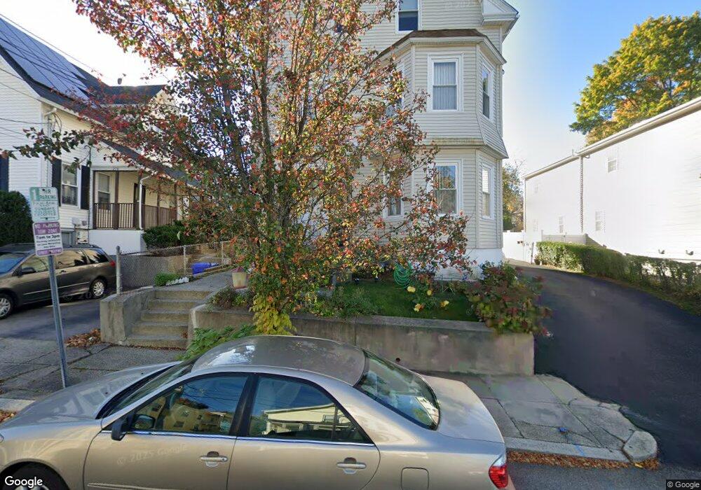 282 Lafayette St, Pawtucket, RI 02860 - photo 1