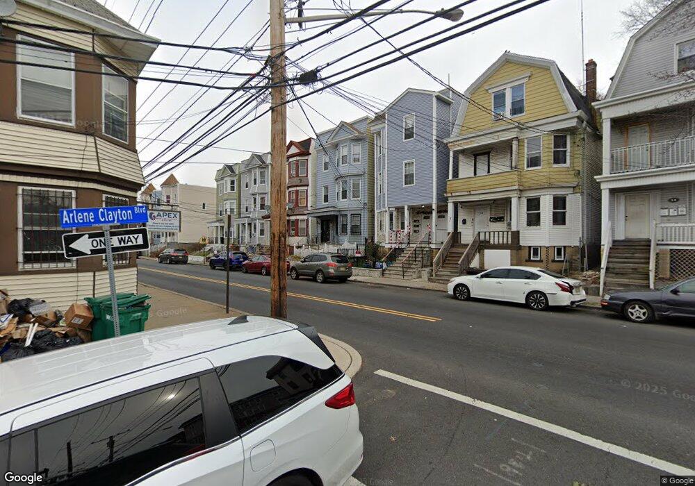 526 Grove St, Irvington, NJ 07111 - photo 1