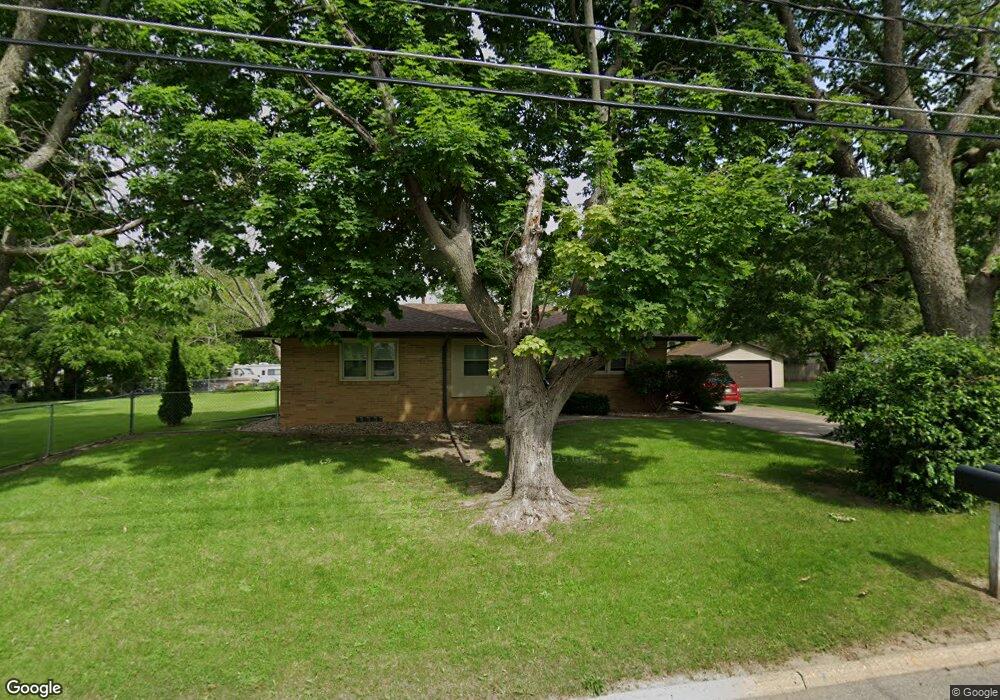 3815 E 25th St, Des Moines, IA 50317 - photo 1