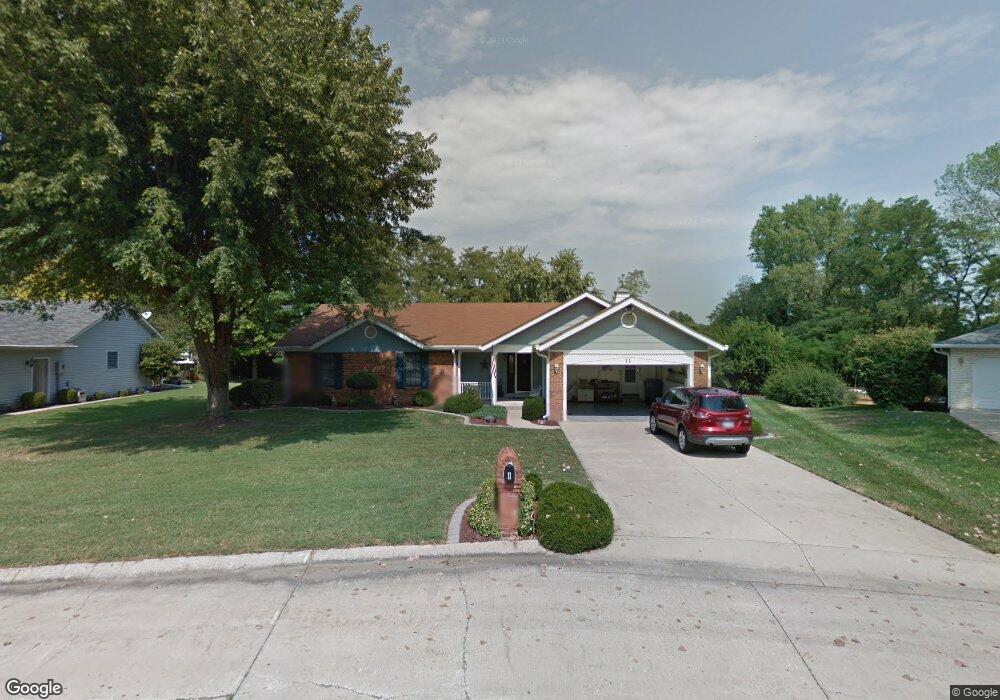 11 Blossom Lake Ln, Maryville, IL 62062 - photo 1