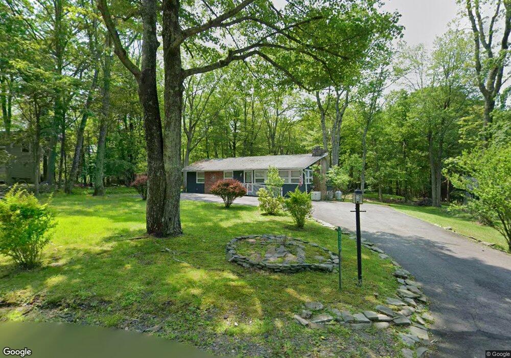 7113 Spruce Ln, Cresco, PA 18326 - photo 1