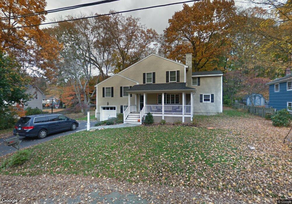 232 Woods End Rd, Fairfield, CT 06824 - photo 1