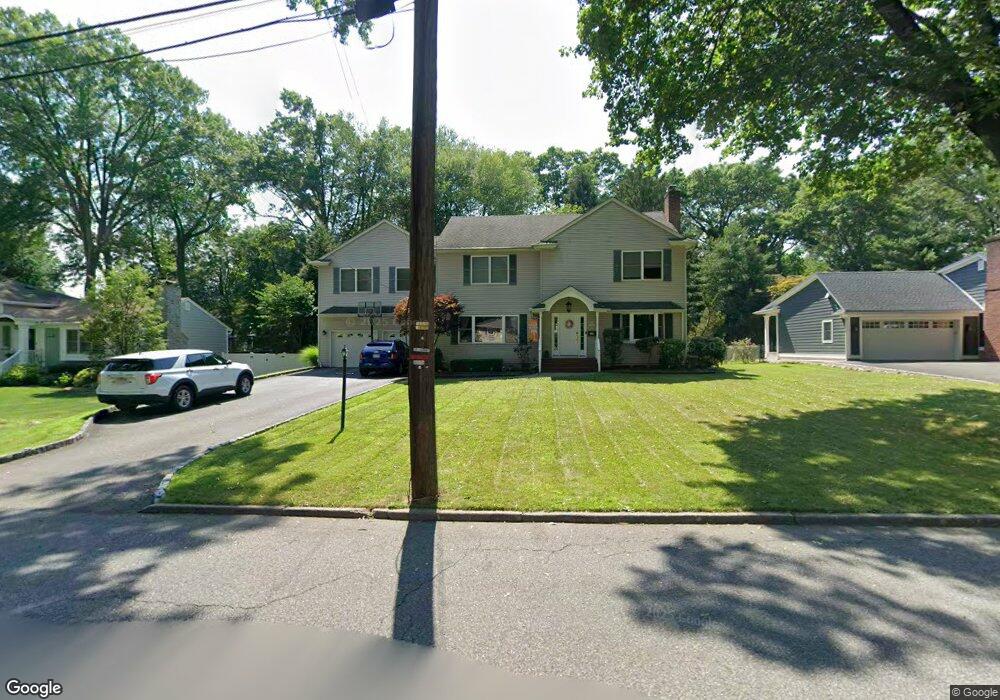 31 Crest Rd, Ramsey, NJ 07446 - photo 1