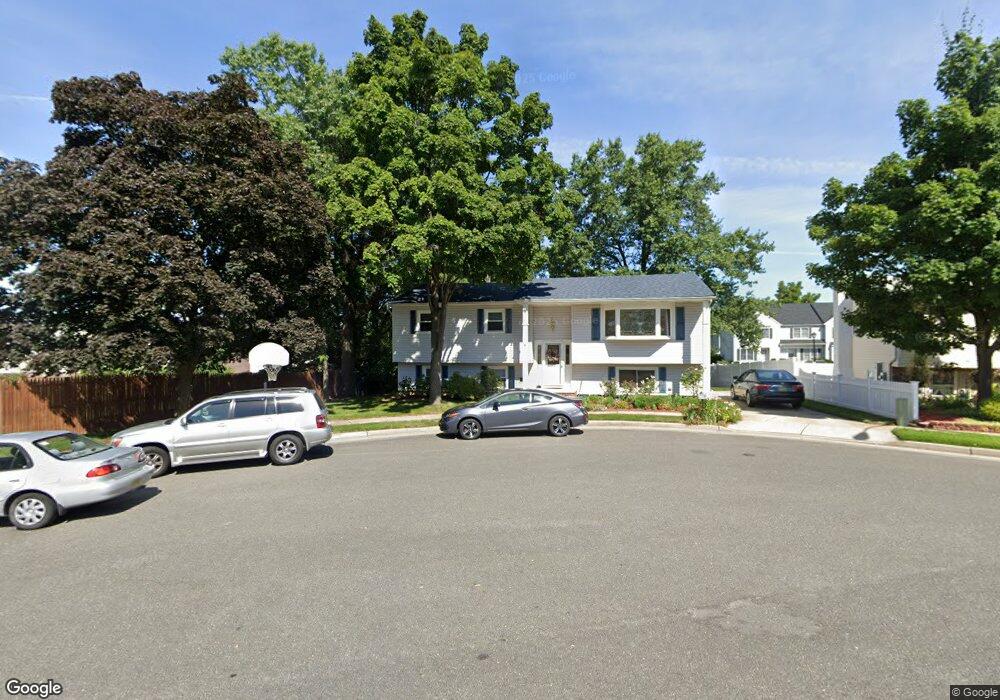 6 Kelly Ct, Middlesex, NJ 08846 - photo 1