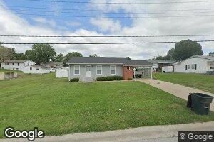 6 W 14th St, Carrollton, MO 64633