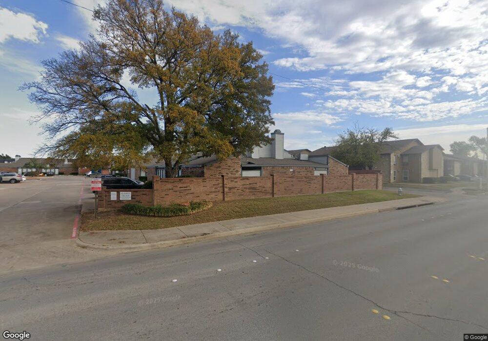 602 Bellaire Dr, Hurst, TX 76053 - photo 1