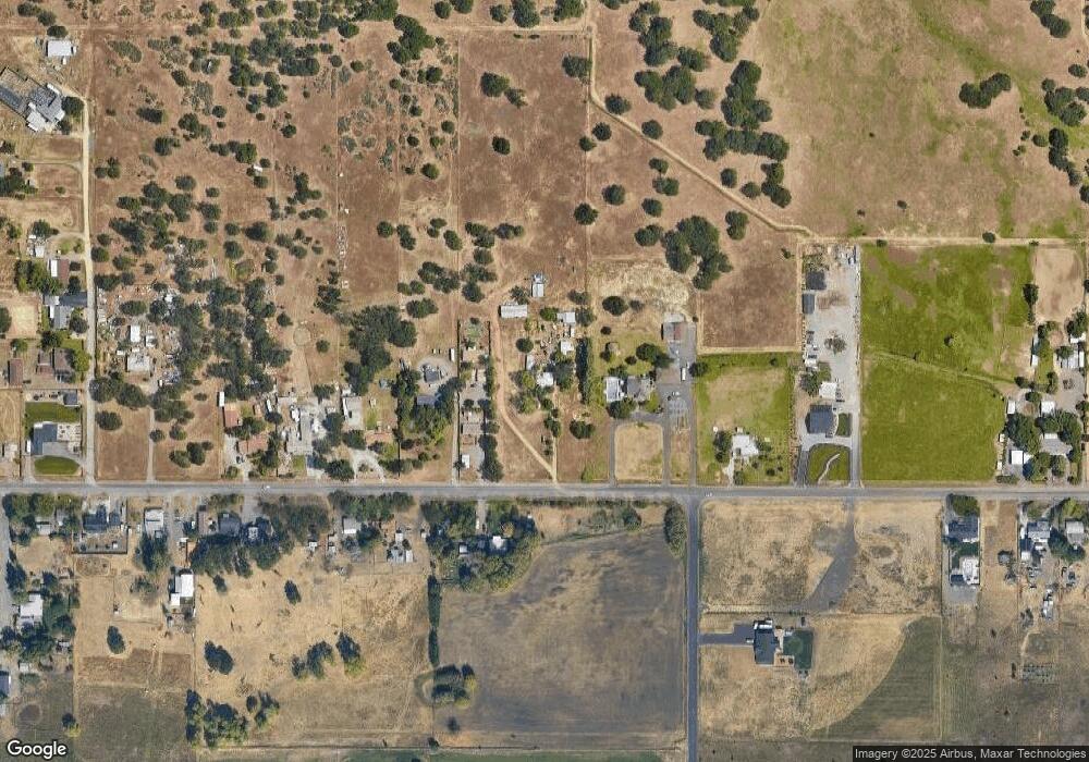 1272 Gibbon Rd, Central Point, OR 97502 - photo 1