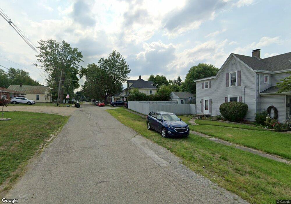 110 W Baldwin St, Blanchester, OH 45107 - photo 1