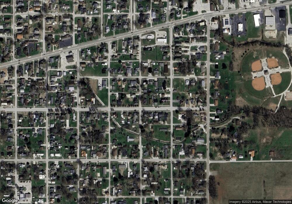 1010 E Vincennes St, Linton, IN 47441 - photo 1