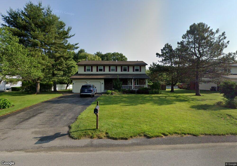 712 Bobby Ct, Schenectady, NY 12309 - photo 1