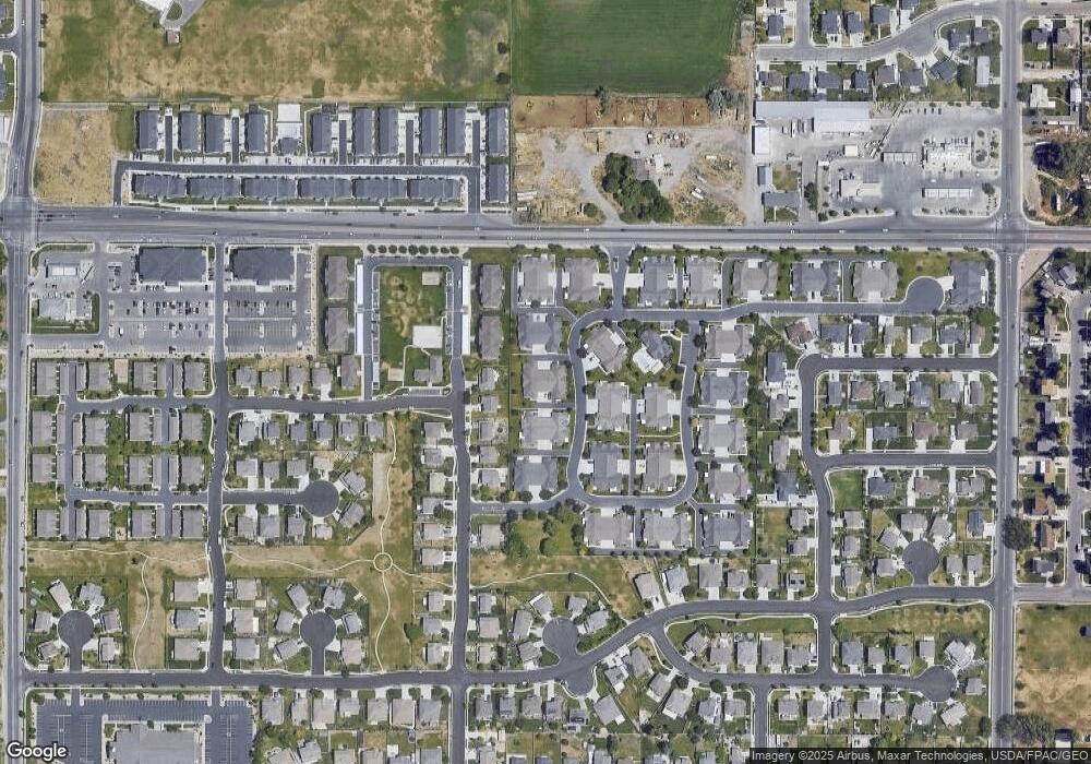 126 S 1970 W unit J2, Lehi, UT 84043 - photo 1