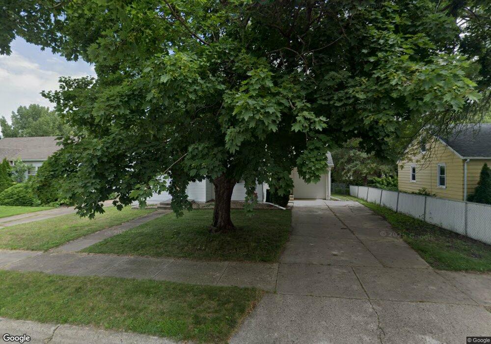 920 Columbus Ave, Albert Lea, MN 56007 - photo 1