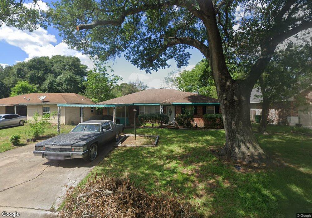 207 Bizerte St, Houston, TX 77022 - photo 1