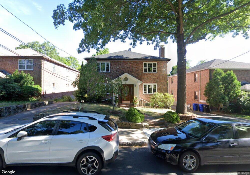 15 Reservoir Rd unit 1, Chestnut Hill, MA 02467 - photo 1