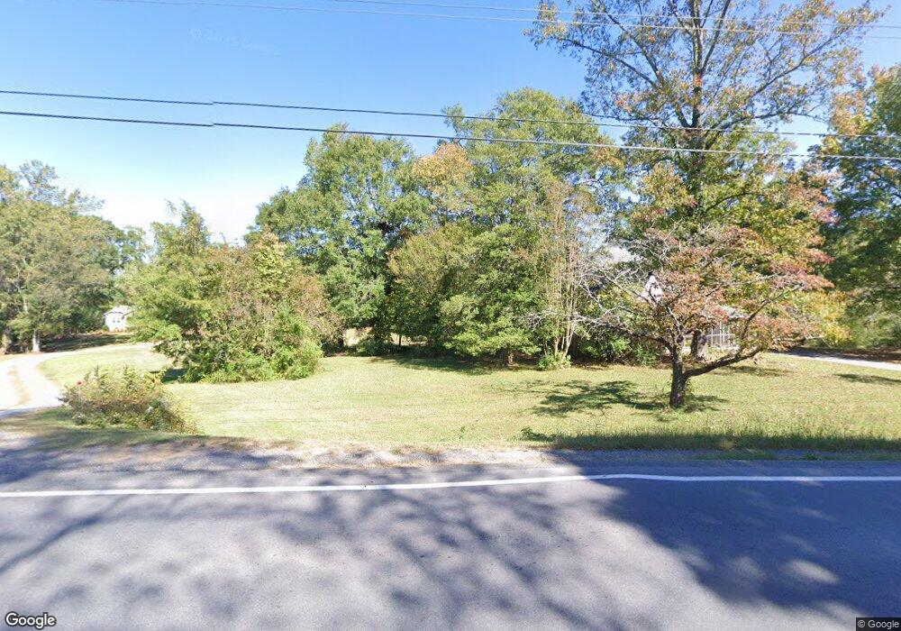 607 Dawnville Rd NE, Dalton, GA 30721 - photo 1