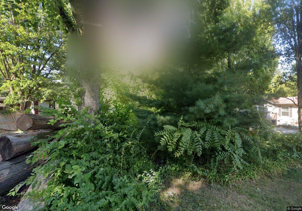 141 W Monroe St, Virginia, IL 62691 - photo 1