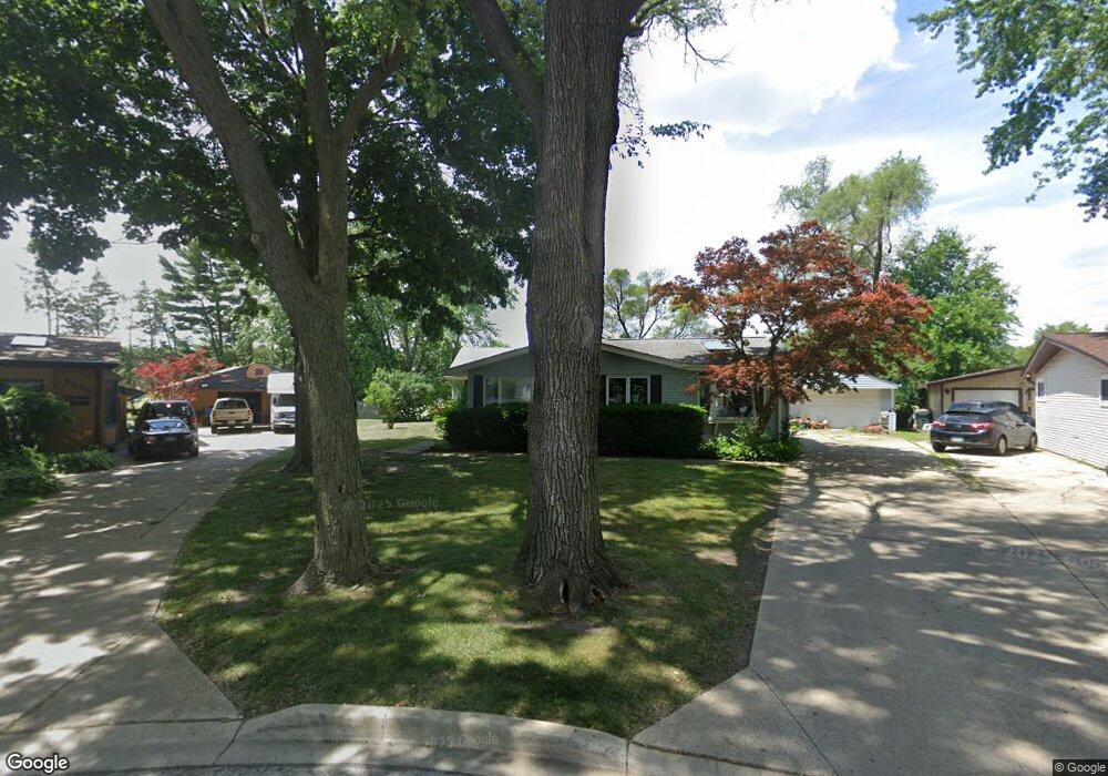 2207 Heron Ct, Rolling Meadows, IL 60008 - photo 1