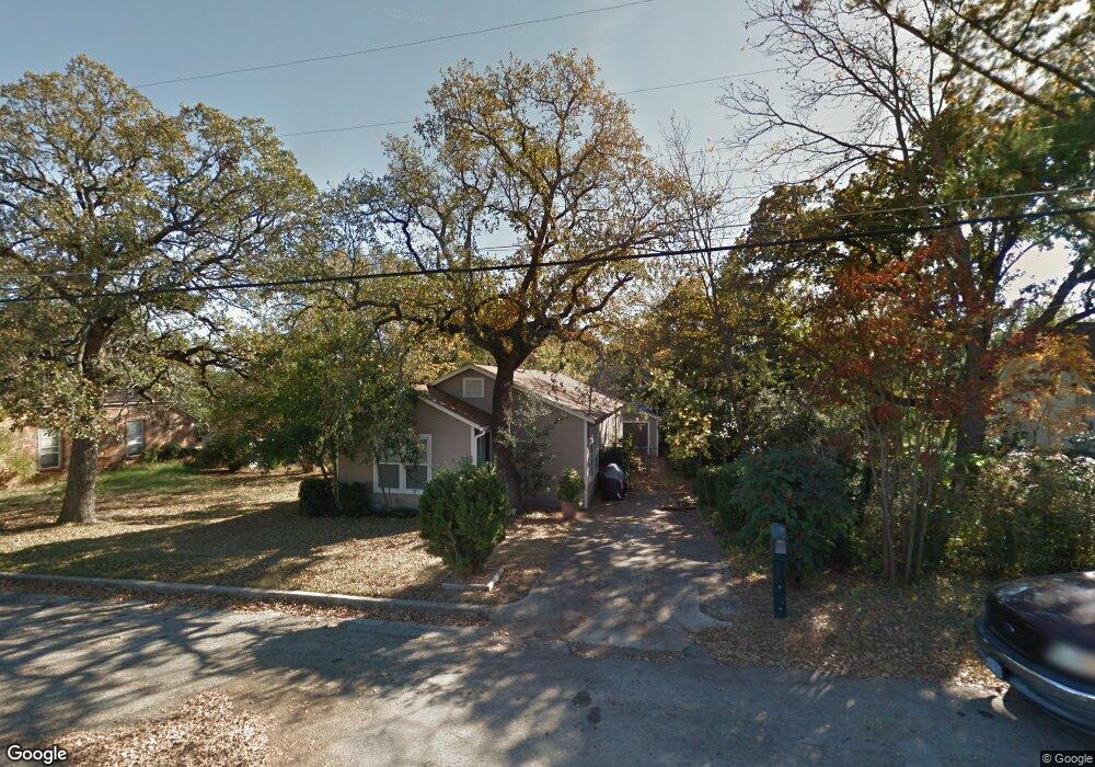 317 Cleveland Ave, Weatherford, TX 76086 - photo 1