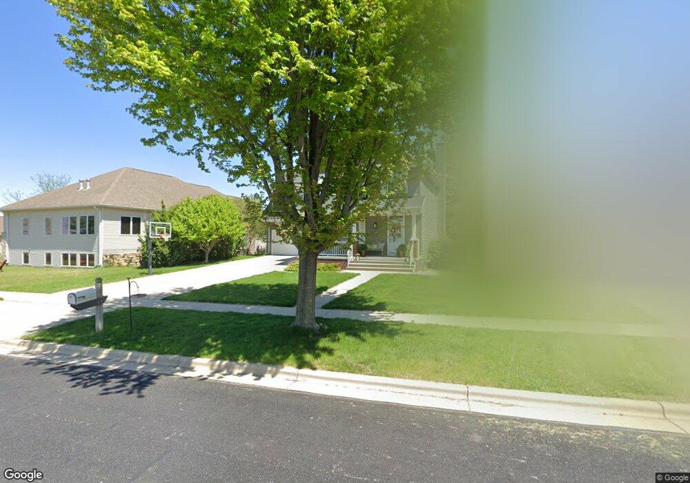 2864 Big Bluestem Pkwy, Fitchburg, WI 53711 - photo 1